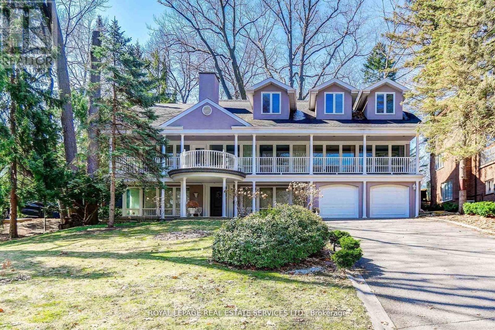 32 Edenbrook Hill, Toronto, Ontario  M9A 3Z6 - Photo 1 - W13144162