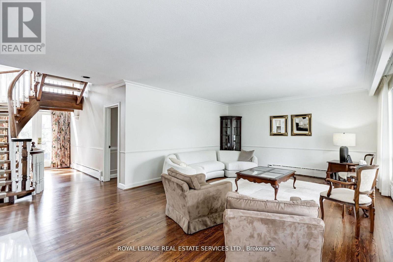 32 Edenbrook Hill, Toronto, Ontario  M9A 3Z6 - Photo 6 - W13144162