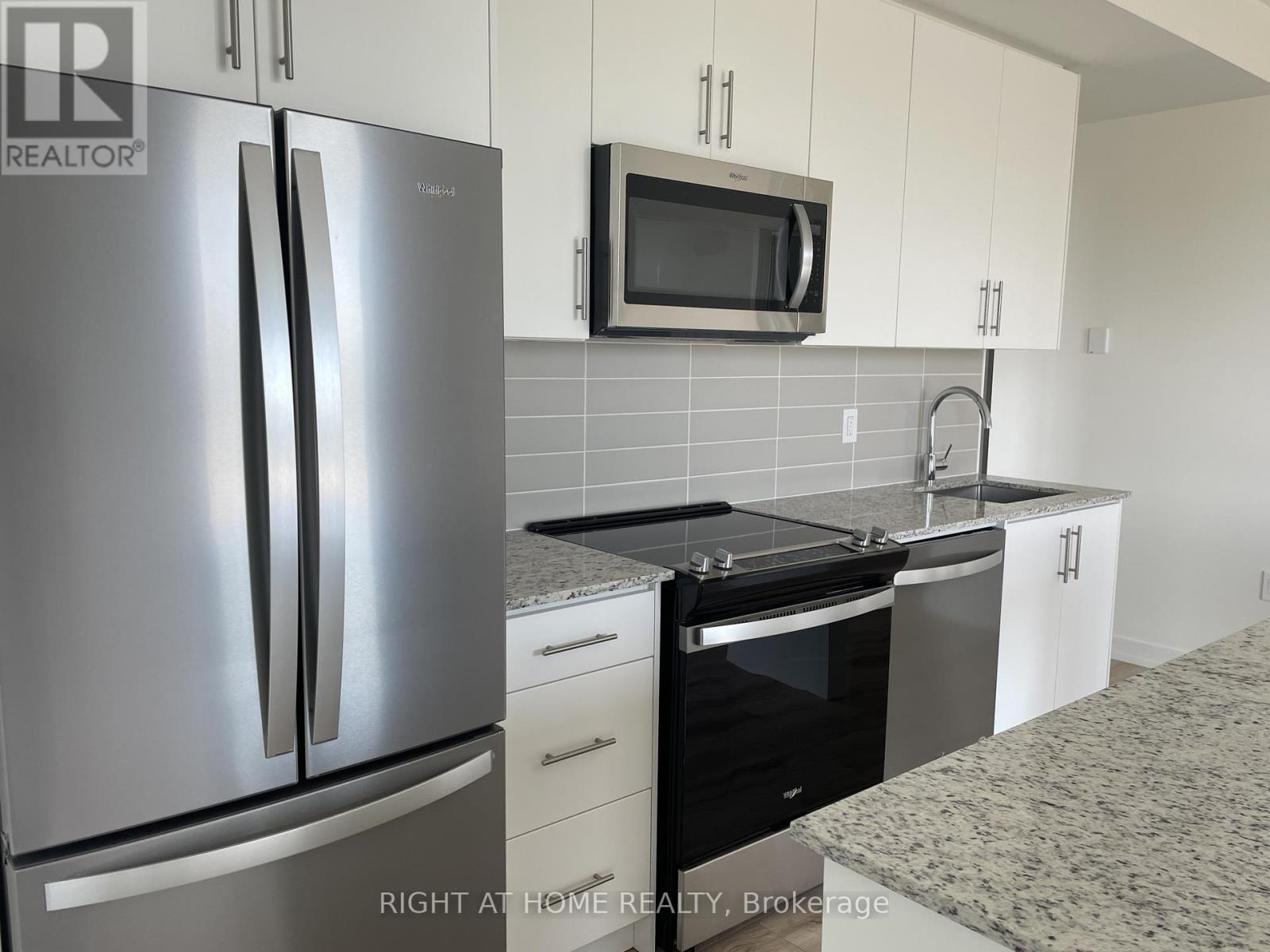 206 - 345 Wheat Boom Drive, Oakville, Ontario  L6H 7X4 - Photo 11 - W13144194