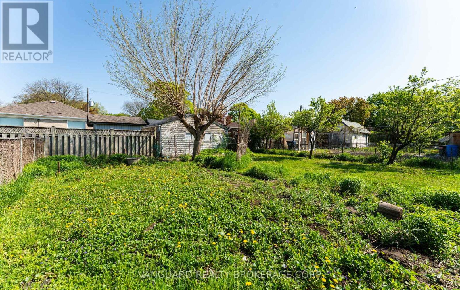 182 Dixon Road, Toronto, Ontario  M9P 2L8 - Photo 46 - W13144198