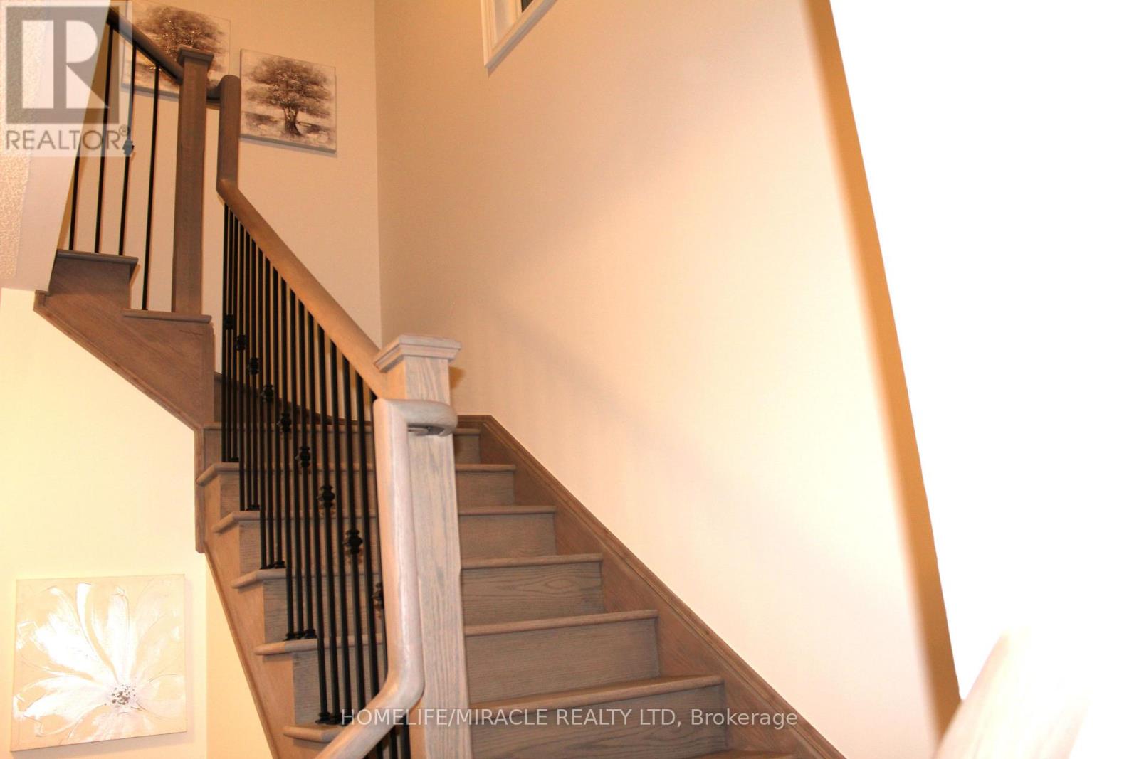 94 Bermondsey Way, Brampton, Ontario  L6Y 6K9 - Photo 9 - W13144226