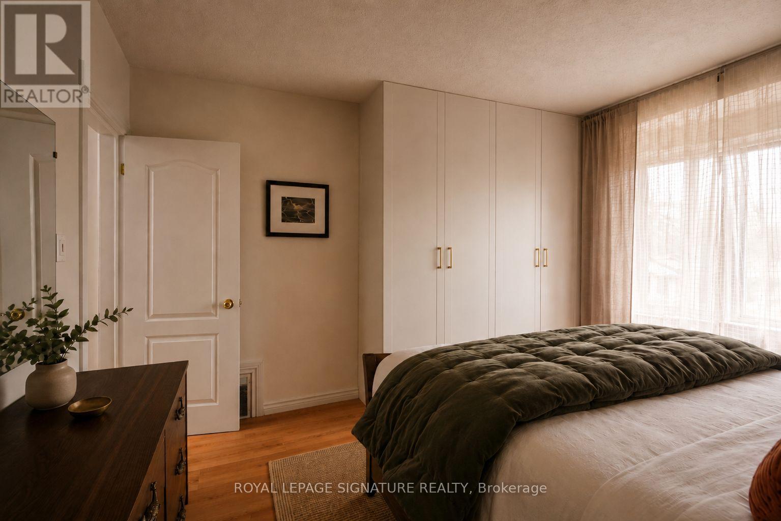 13 Auburn Avenue, Toronto, Ontario M6H 2L6 - Photo 13 - W13144258
