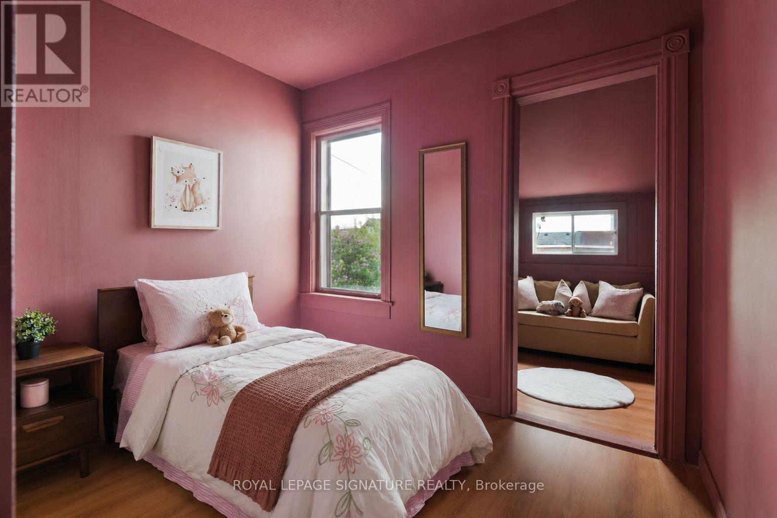 13 Auburn Avenue, Toronto, Ontario M6H 2L6 - Photo 16 - W13144258