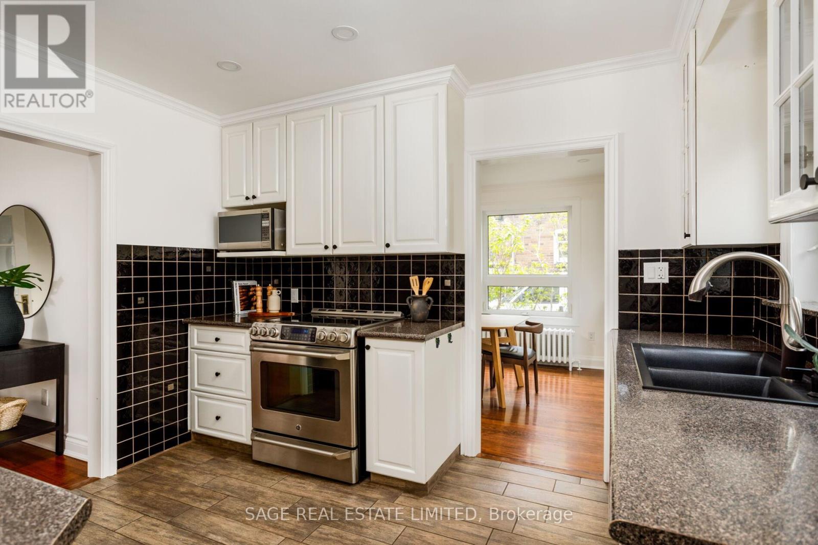 25 Cliveden Avenue, Toronto, Ontario  M8Z 3M7 - Photo 12 - W13144276