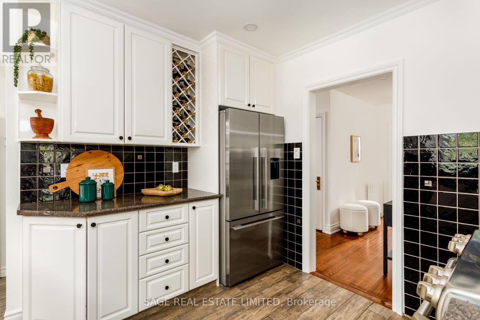 25 Cliveden Avenue, Toronto, Ontario  M8Z 3M7 - Photo 13 - W13144276