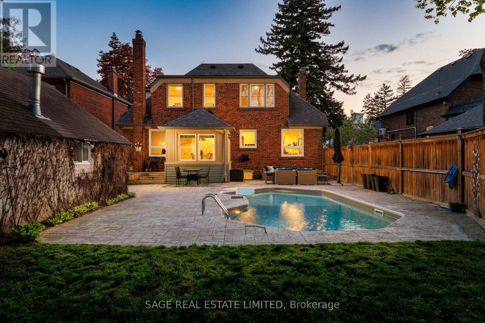 25 Cliveden Avenue, Toronto, Ontario  M8Z 3M7 - Photo 18 - W13144276