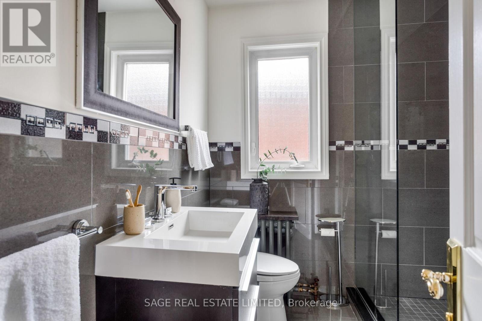 25 Cliveden Avenue, Toronto, Ontario  M8Z 3M7 - Photo 40 - W13144276