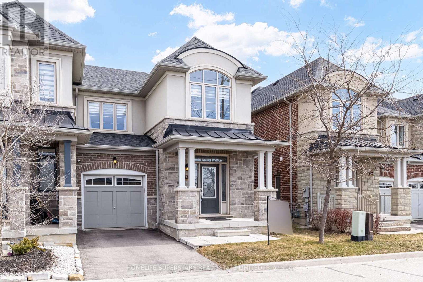 39 Rain Forest Lane, Halton Hills, Ontario  L7G 0L8 - Photo 2 - W13144284