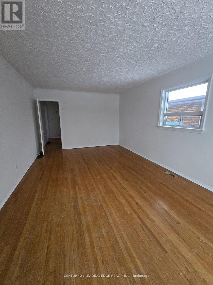 Main - 65 Moore Street, Brampton, Ontario  L6X 1V2 - Photo 4 - W13144304