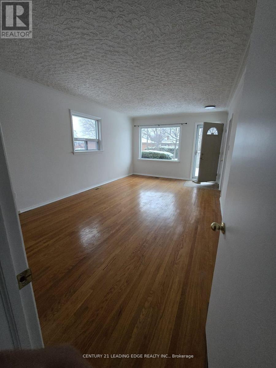 Main - 65 Moore Street, Brampton, Ontario  L6X 1V2 - Photo 8 - W13144304