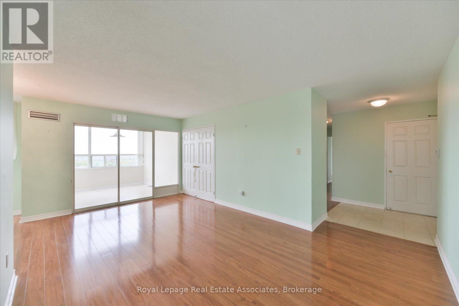 1209 - 10 Malta Avenue, Brampton, Ontario  L6Y 4G6 - Photo 11 - W13144306