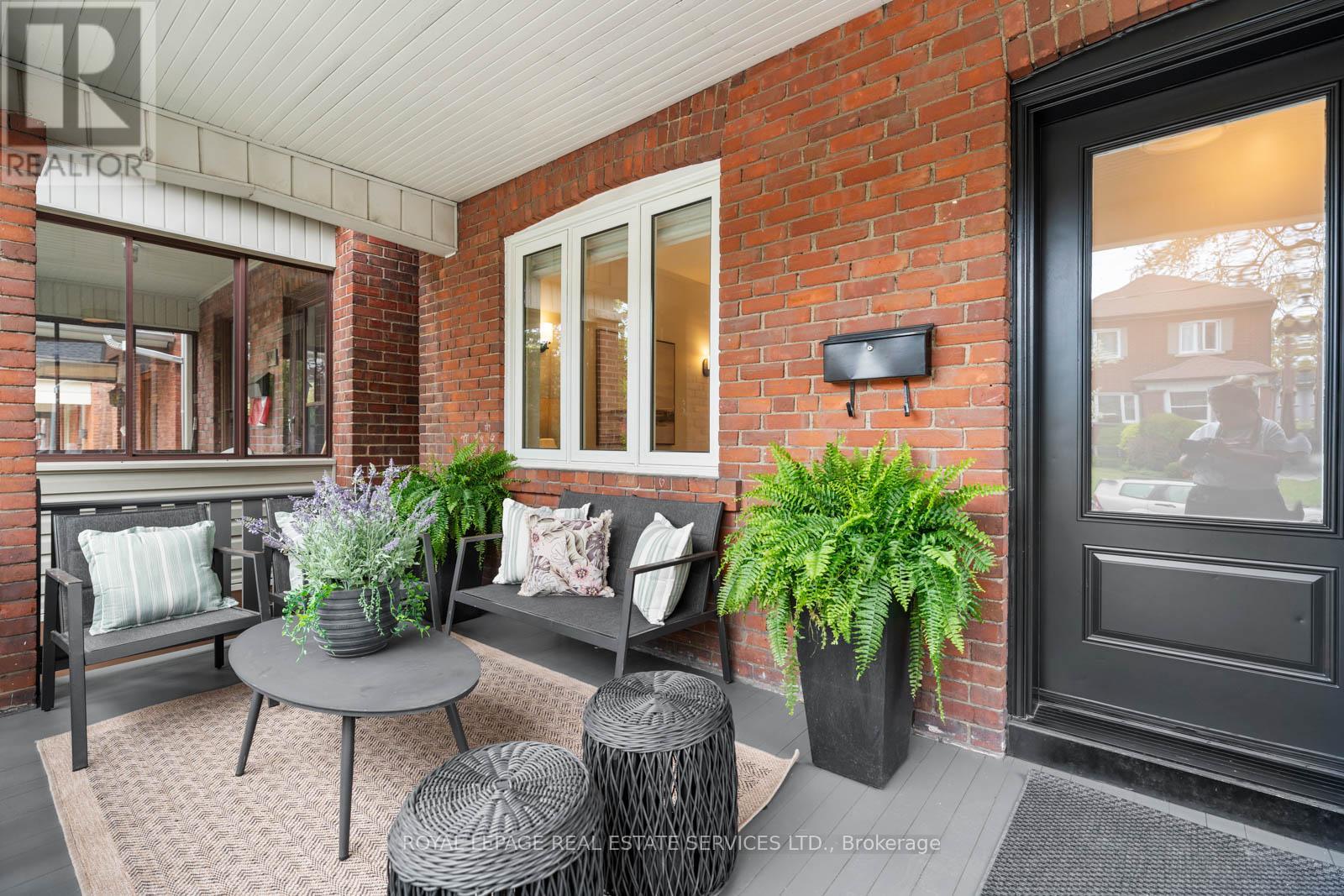 494 Durie Street, Toronto, Ontario  M6S 3G7 - Photo 4 - W13144336