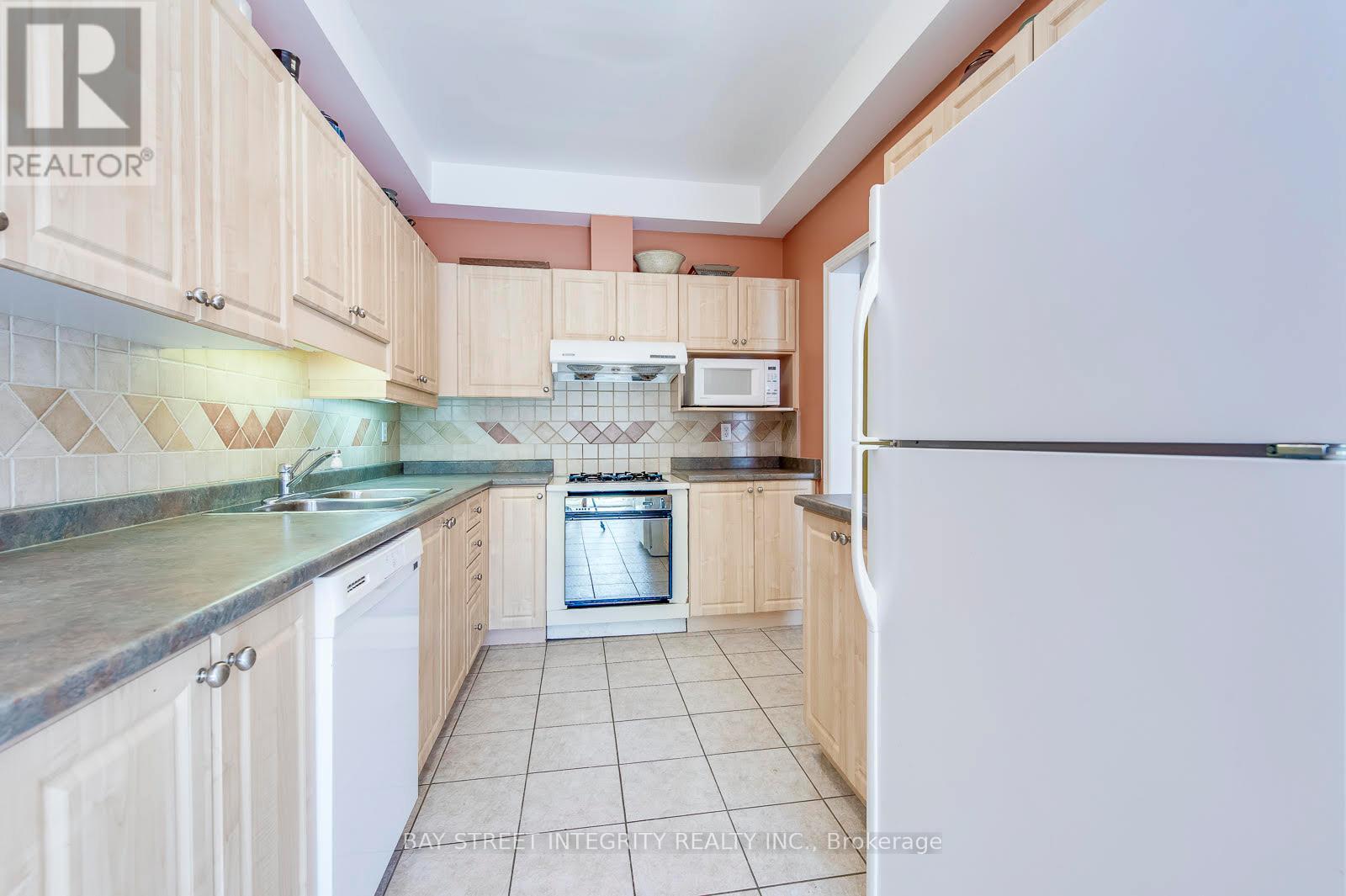 5326 Dryden Avenue, Burlington, Ontario  L7L 6Y7 - Photo 12 - W13144342