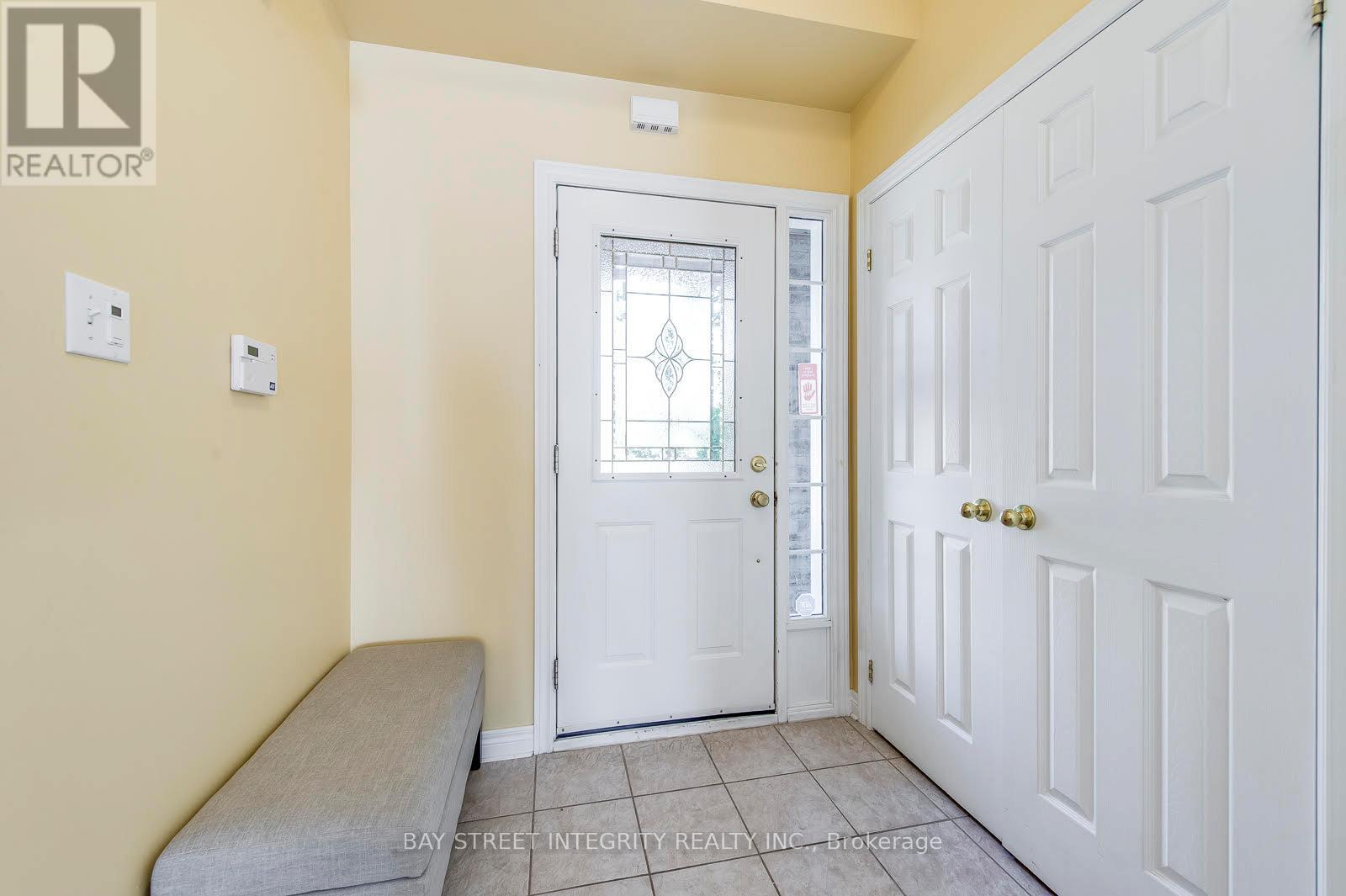 5326 Dryden Avenue, Burlington, Ontario  L7L 6Y7 - Photo 2 - W13144342