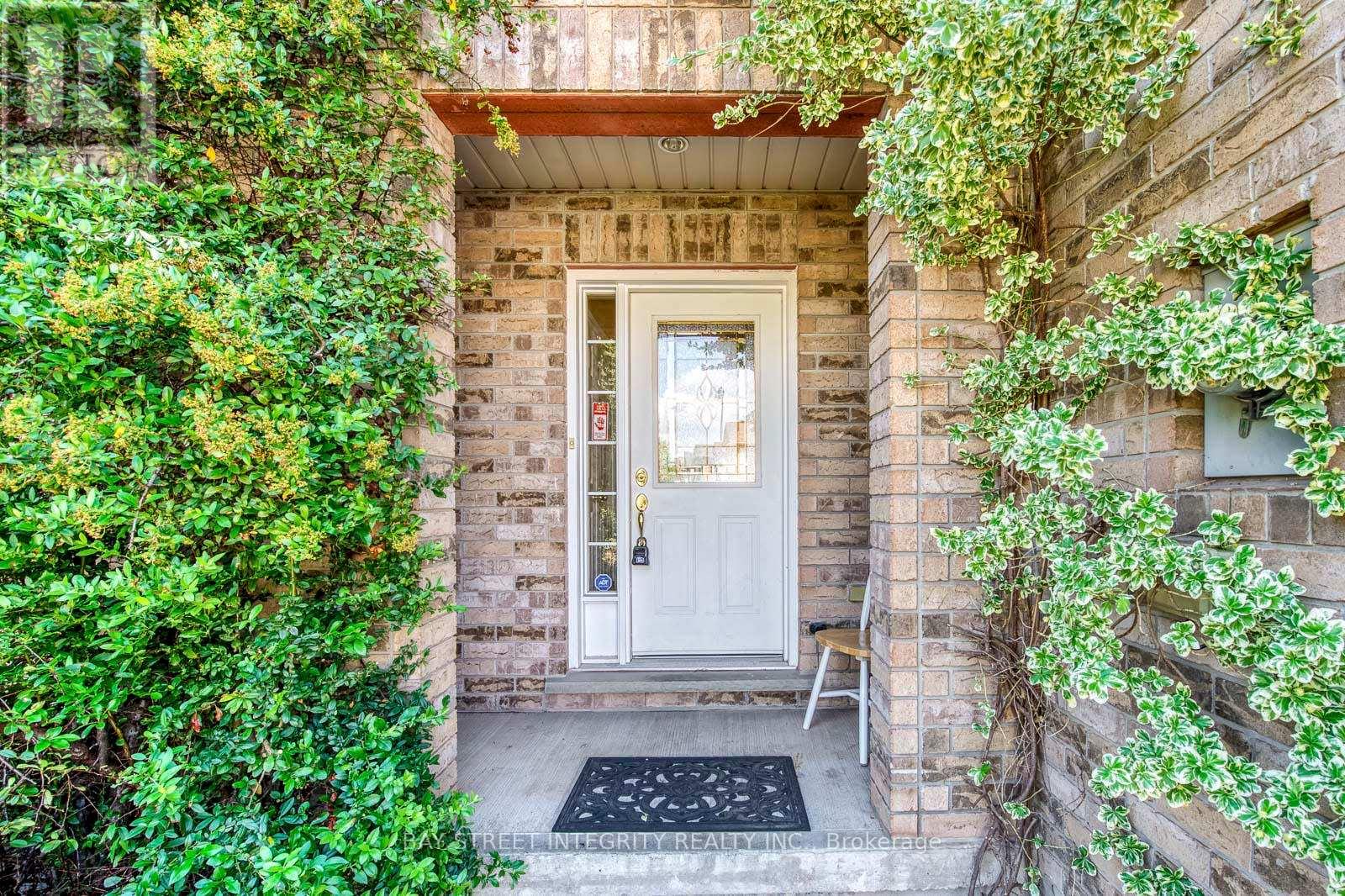 5326 Dryden Avenue, Burlington, Ontario  L7L 6Y7 - Photo 5 - W13144342