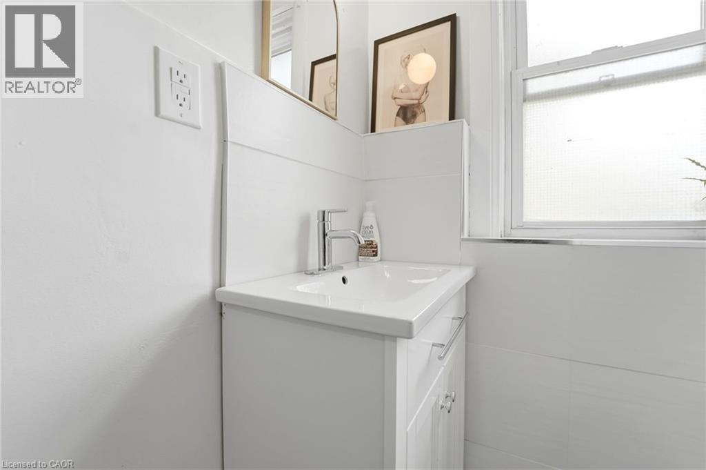 15 Avenue Place, Welland, Ontario  L3B 4B2 - Photo 30 - 40831436