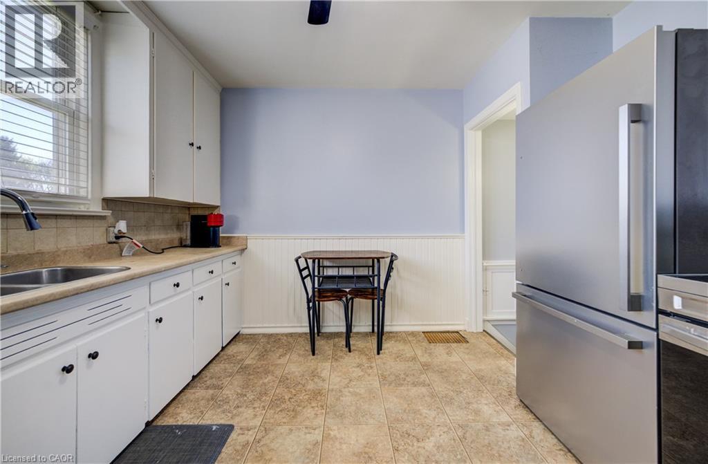290 Lancaster Street W, Kitchener, Ontario  N2H 4V6 - Photo 13 - 40831174