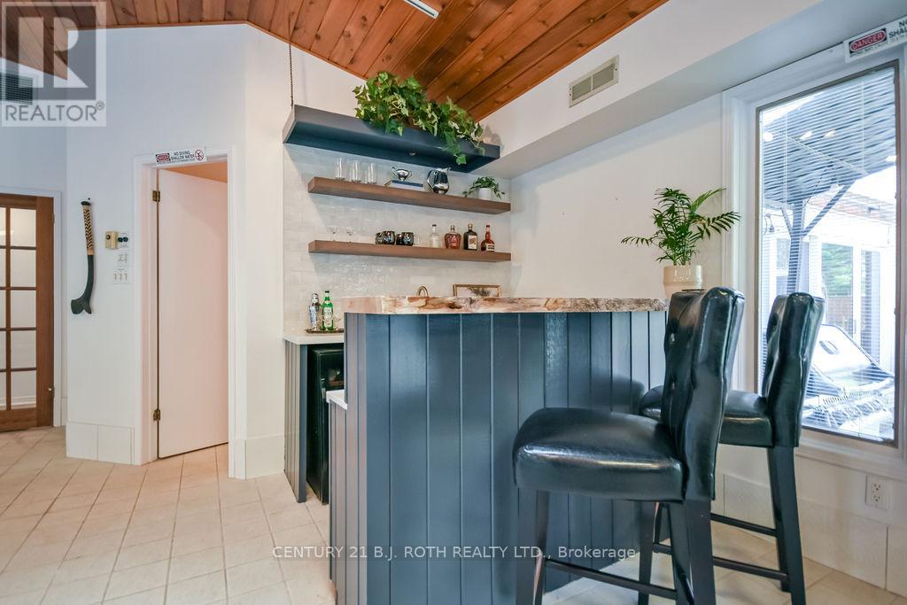 1078 Sunnidale Road, Springwater, Ontario  L4M 4S4 - Photo 34 - S13082580