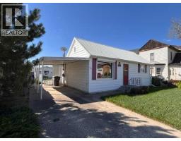 341 50 Avenue W, Claresholm, Alberta