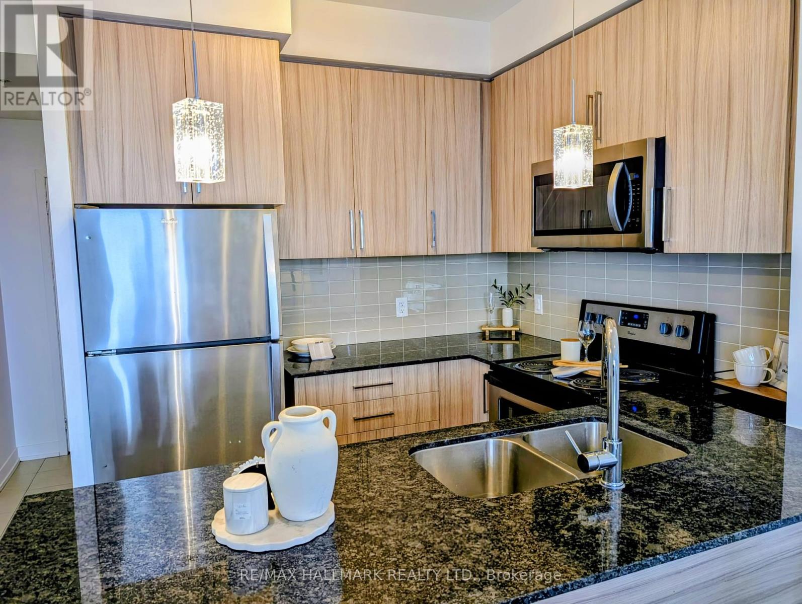 1207 - 840 Queens Plate Drive, Toronto, Ontario  M9W 0E7 - Photo 18 - W13074220