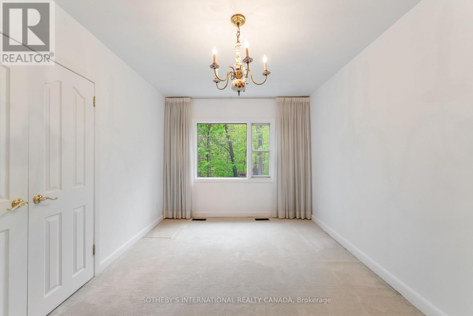 15 Saxony Crescent, Toronto, Ontario  M9P 1S2 - Photo 22 - W13143260