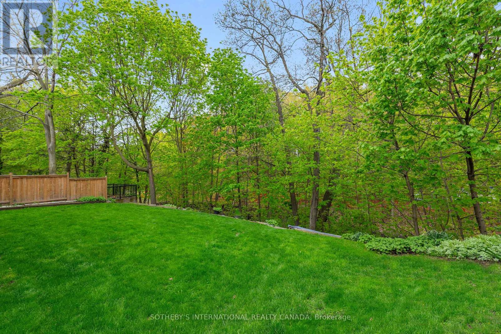 15 Saxony Crescent, Toronto, Ontario  M9P 1S2 - Photo 35 - W13143260