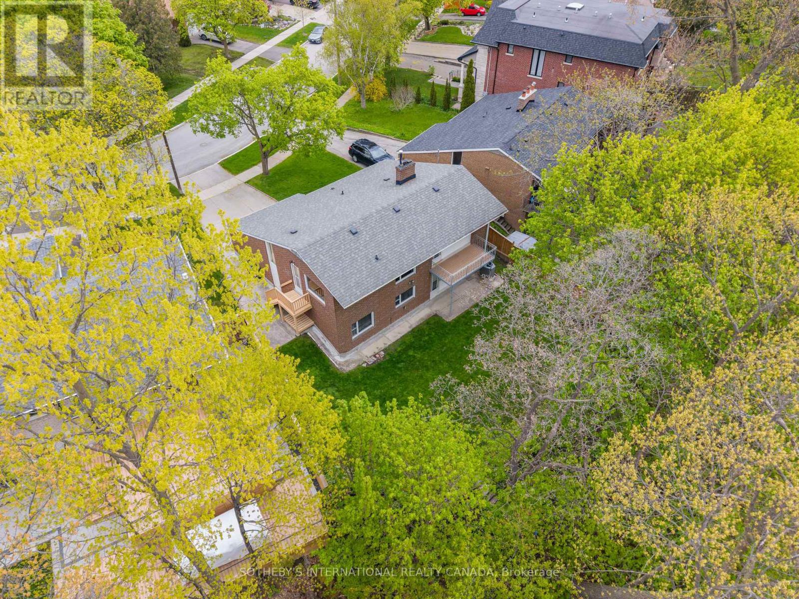 15 Saxony Crescent, Toronto, Ontario  M9P 1S2 - Photo 39 - W13143260