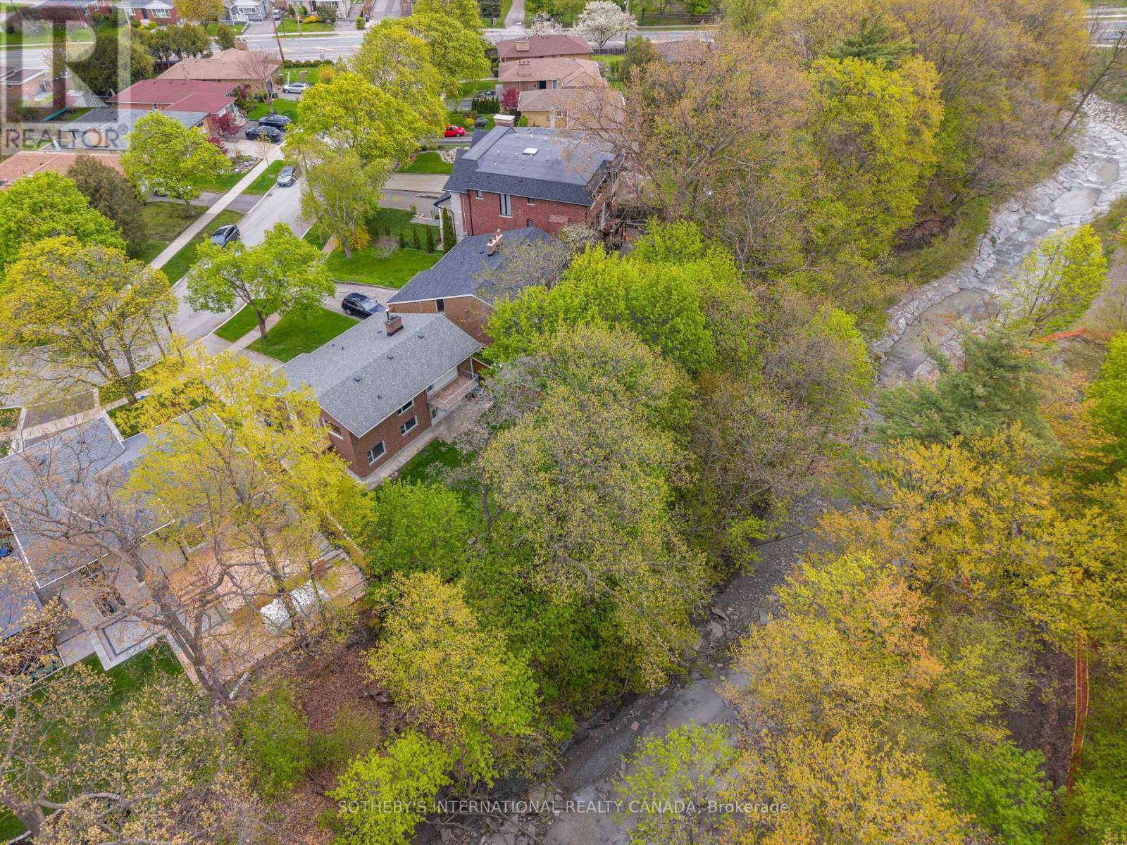 15 Saxony Crescent, Toronto, Ontario  M9P 1S2 - Photo 41 - W13143260