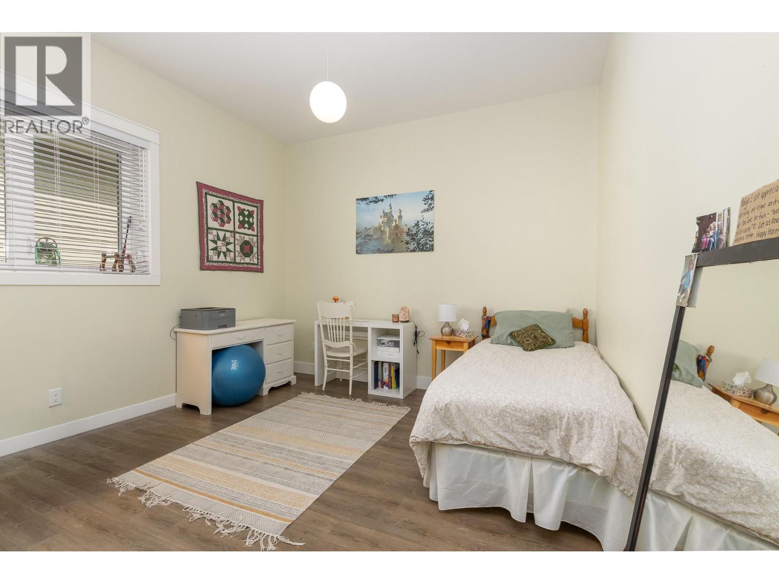 461 21 Street SE, Salmon Arm, British Columbia  V1E 1K5 - Photo 32 - 10385857