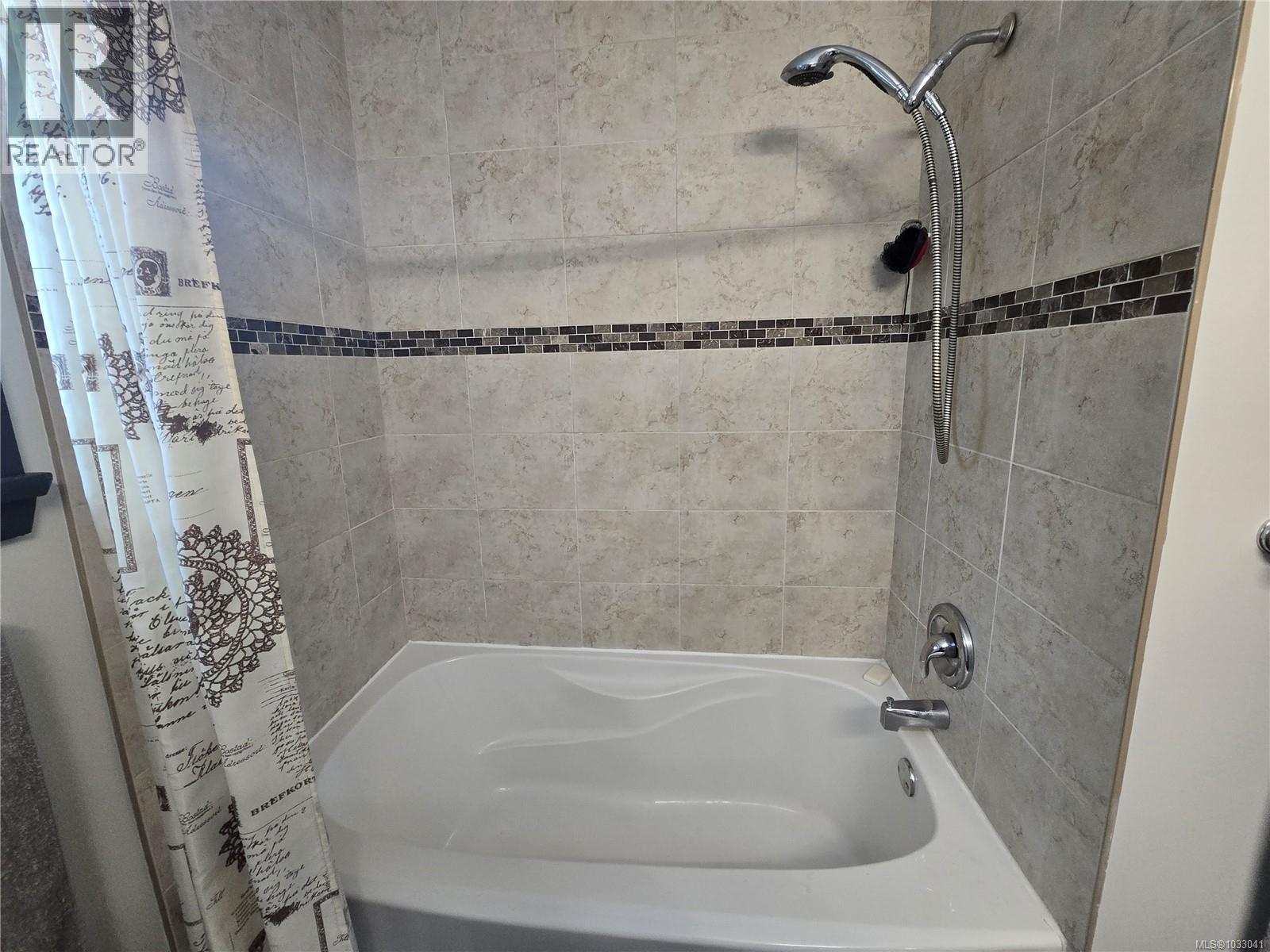 97 Mitchell Rd, Courtenay, British Columbia  V9N 6H1 - Photo 31 - 1033041
