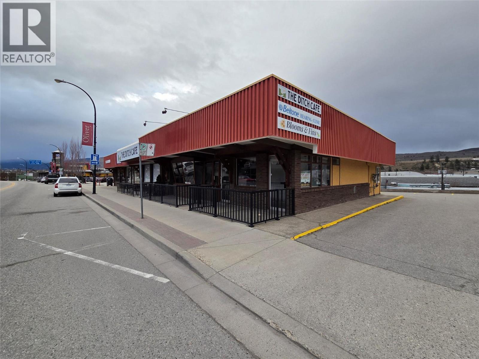 6037 Main Street, Oliver, British Columbia  V0H 1T0 - Photo 7 - 10386795