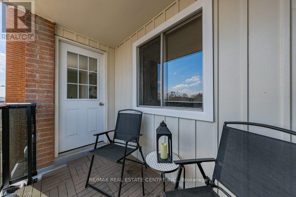 506 - 64 Benton Street, Kitchener, Ontario N2G 4L9 - Photo 10 - X12965260