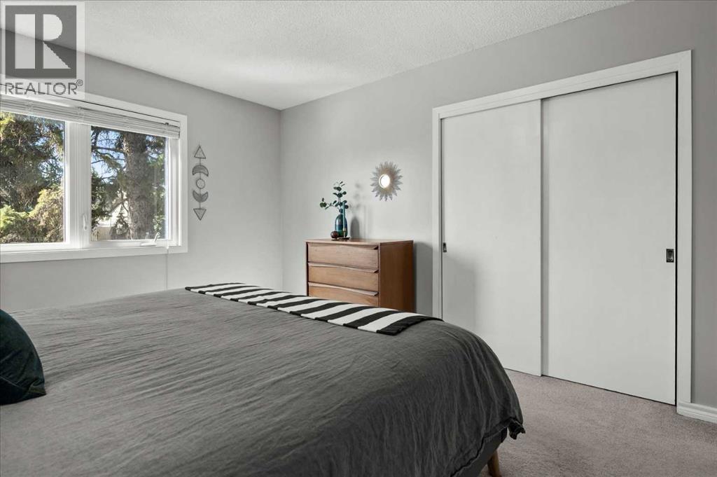 20 Brampton Crescent Sw, Calgary, Alberta  T2W 0Y4 - Photo 16 - A2308810
