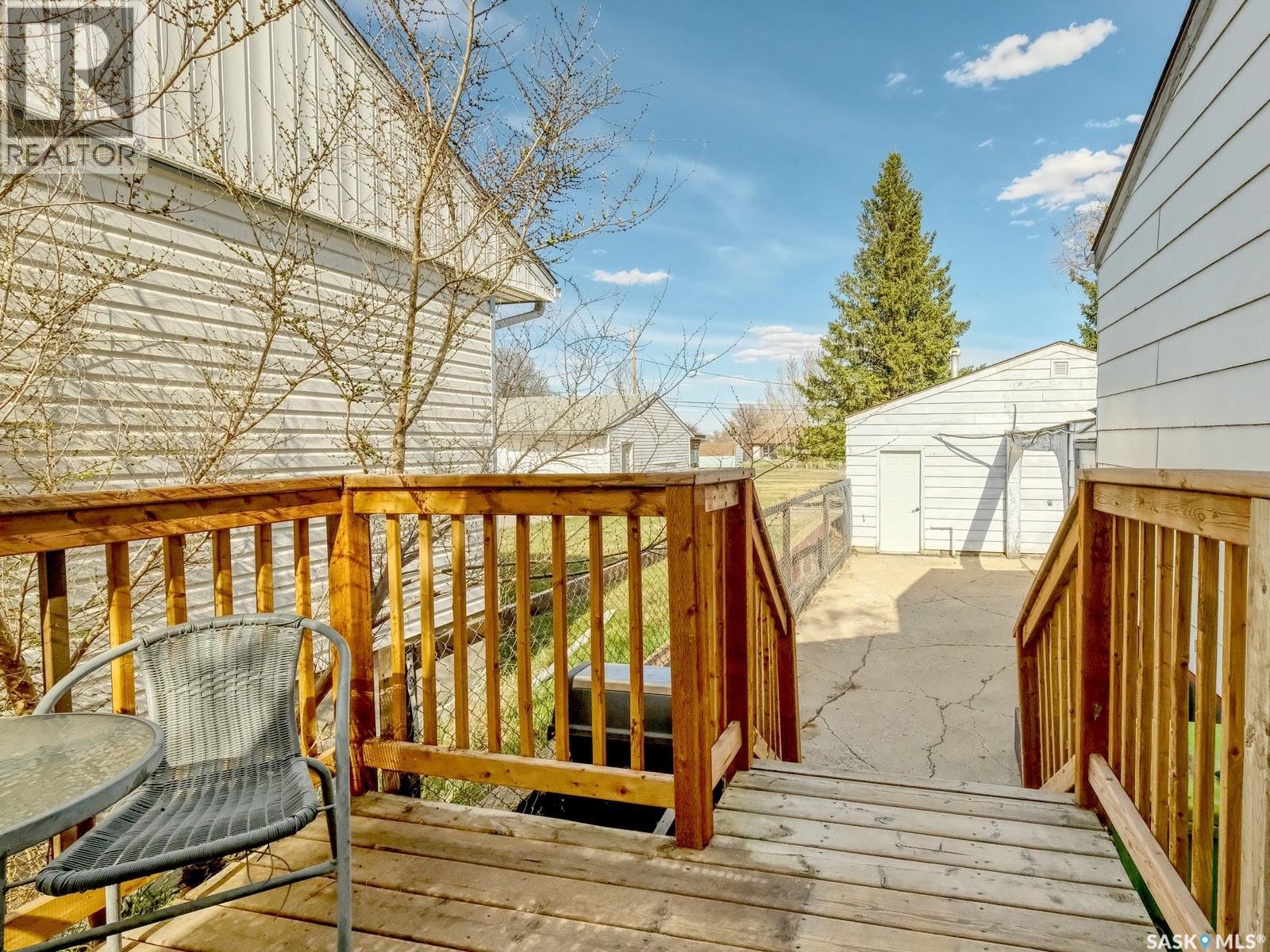 304 Young Street, Rosetown, Saskatchewan  S0L 2V0 - Photo 25 - SK036263