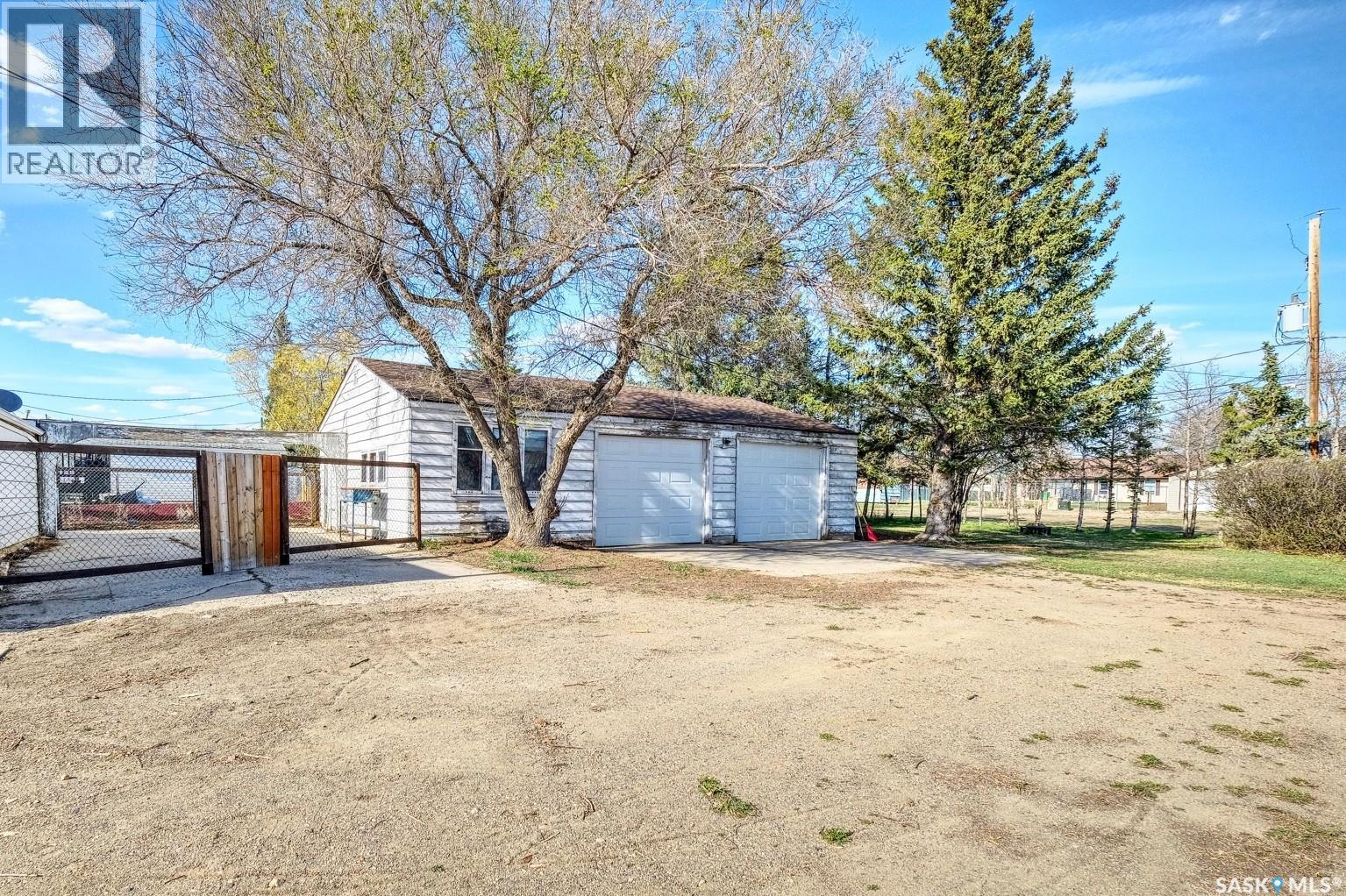 304 Young Street, Rosetown, Saskatchewan  S0L 2V0 - Photo 38 - SK036263