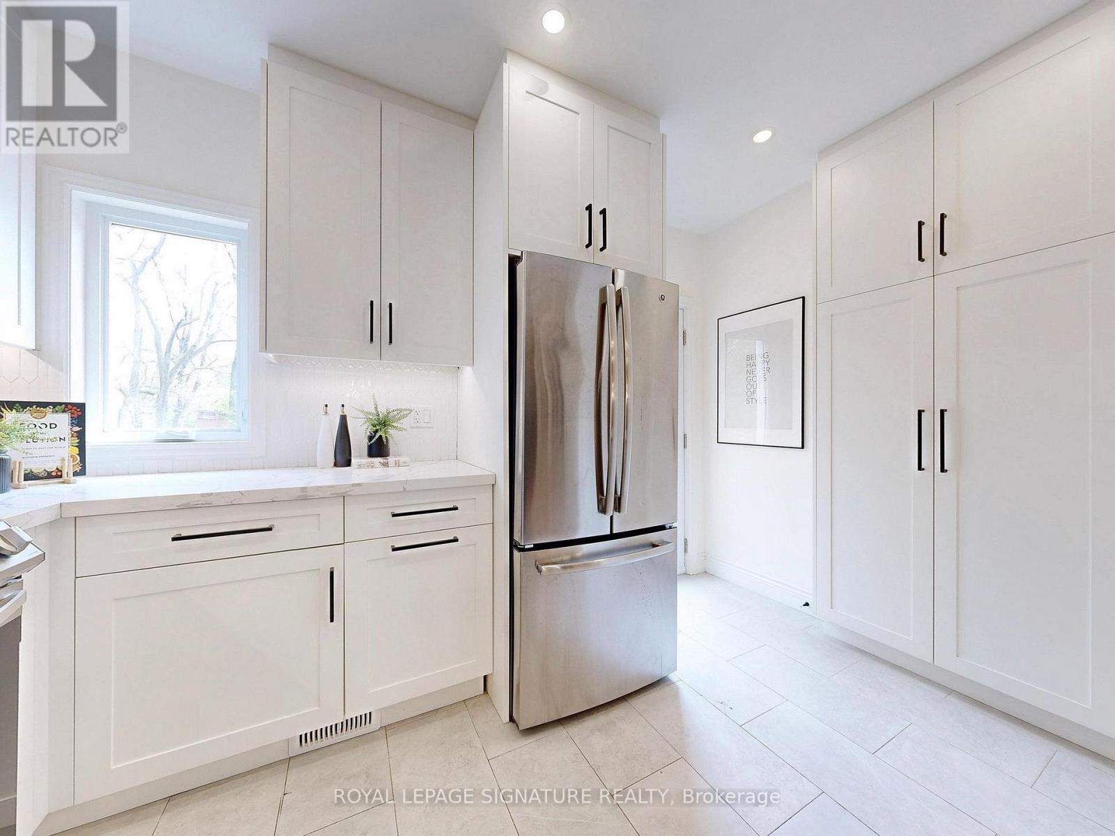 117 Burgess Avenue, Toronto, Ontario  M4E 1X3 - Photo 12 - E13143644