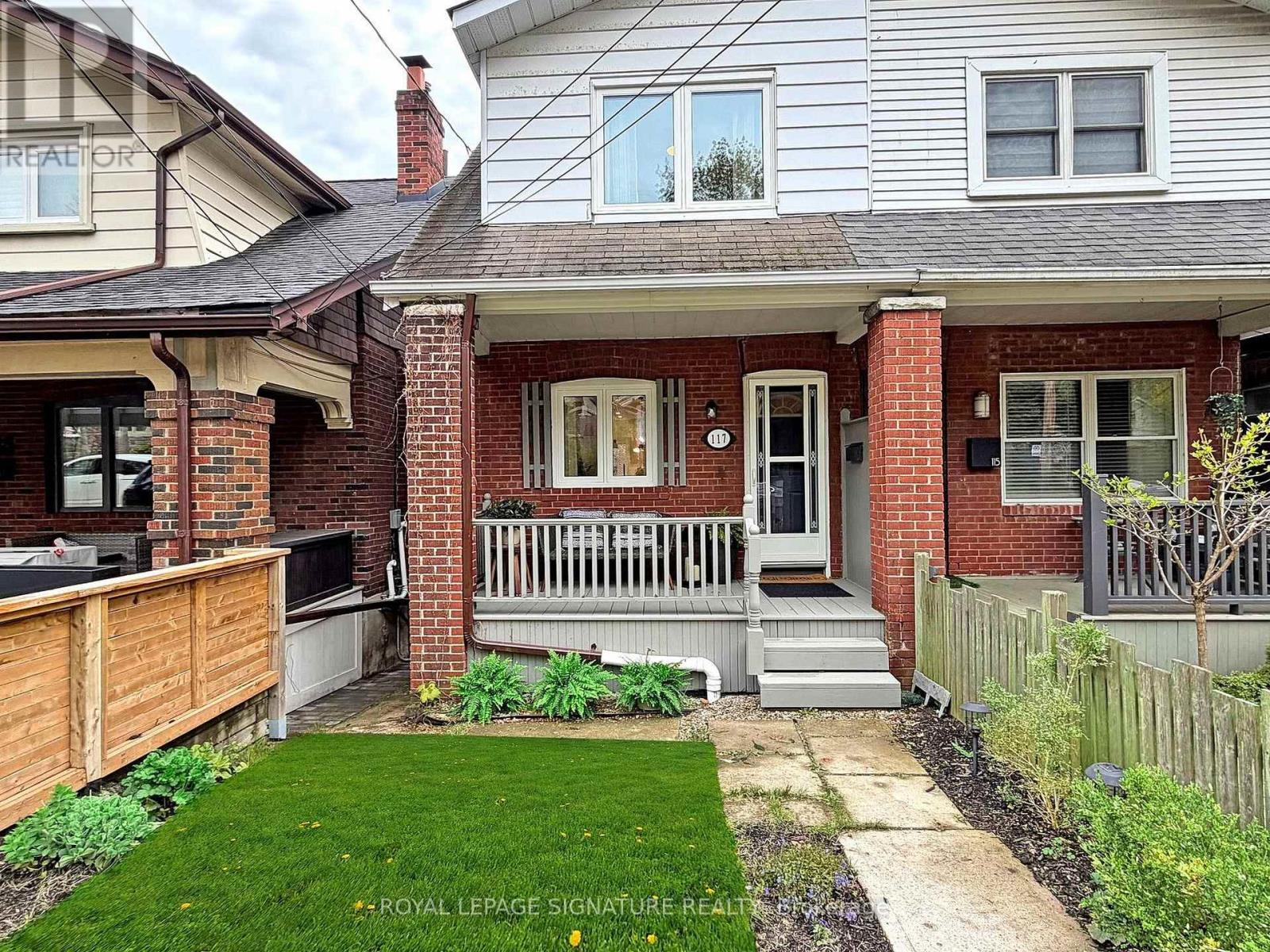 117 BURGESS AVENUE, Toronto, Ontario