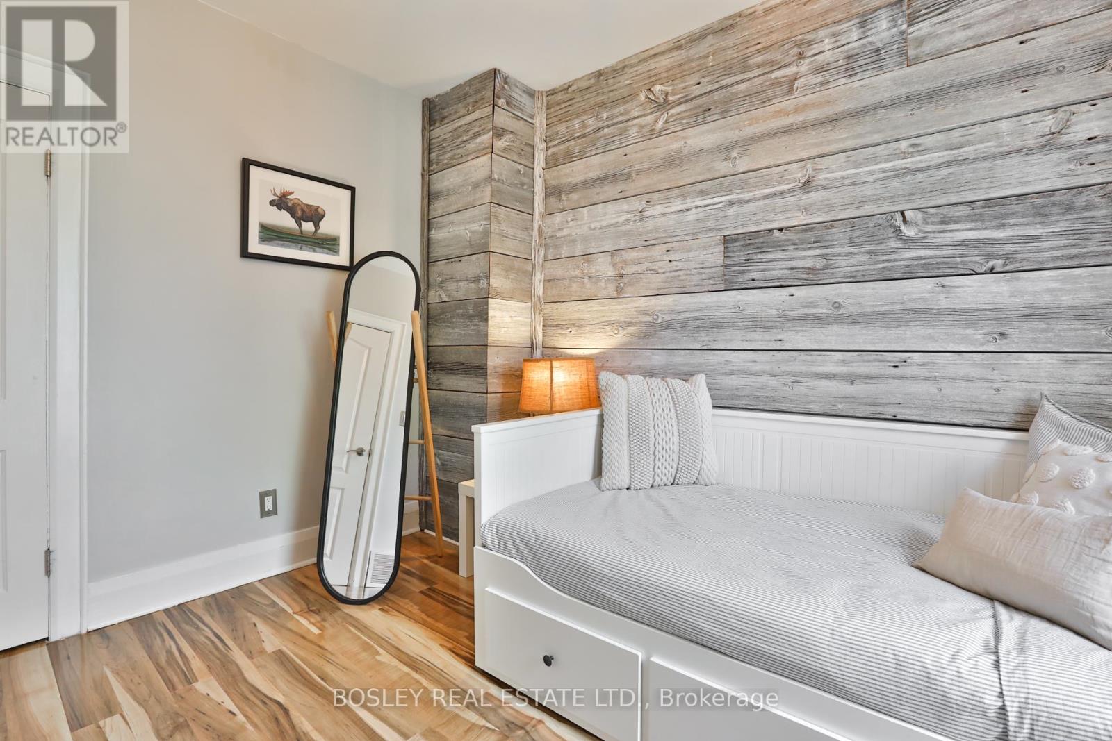 636 Glebeholme Boulevard, Toronto, Ontario  M4C 1V6 - Photo 22 - E13143960