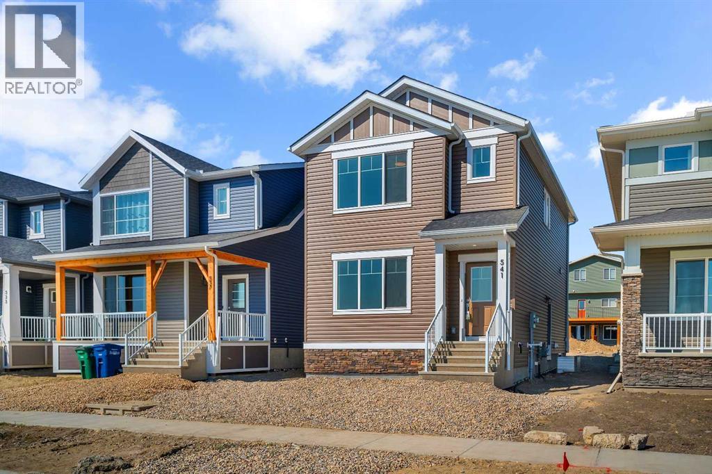 541 Bayview Street Sw, Airdrie, Alberta  T4B 5M4 - Photo 2 - A2311441