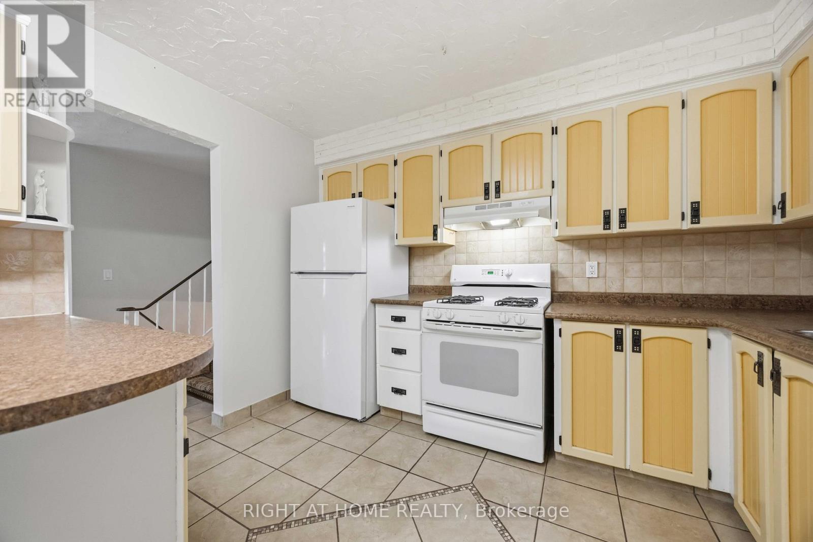 999 St Pauls Street, Peterborough, Ontario  K9H 6J7 - Photo 10 - X13144082