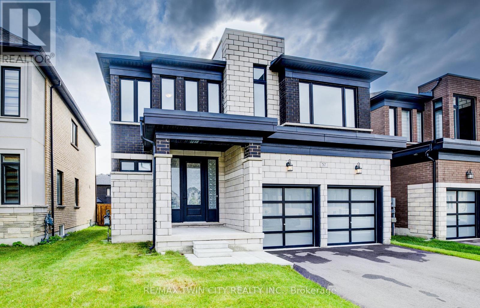 767 Queenston Boulevard, Woodstock, Ontario  N4T 0T1 - Photo 1 - X13144088