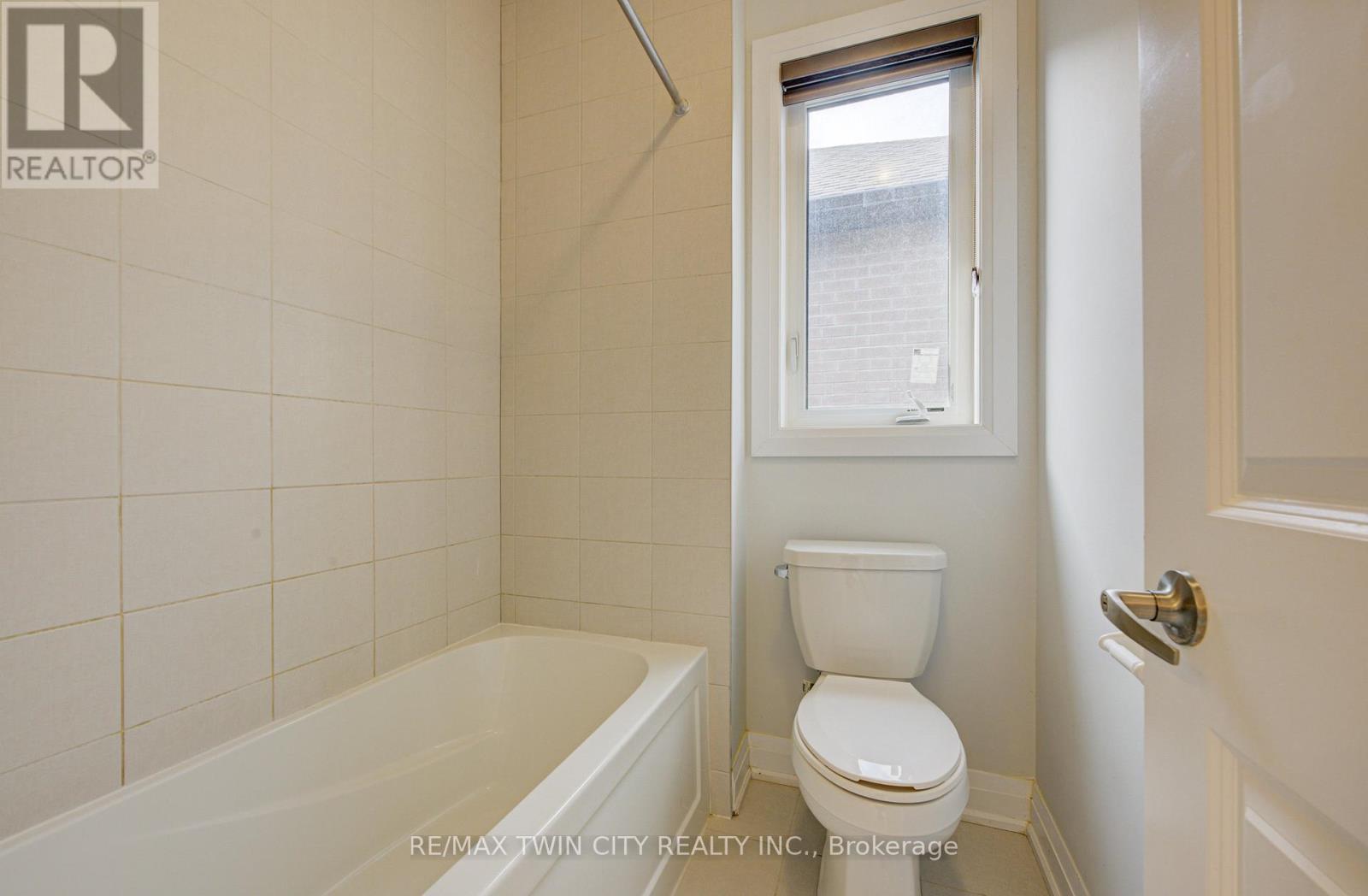767 Queenston Boulevard, Woodstock, Ontario  N4T 0T1 - Photo 36 - X13144088