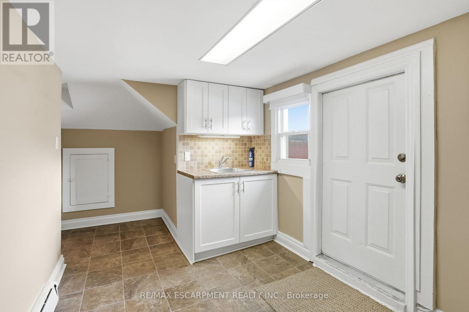 826 Main Street E, Hamilton, Ontario L8M 1L6 - Photo 30 - X13144102