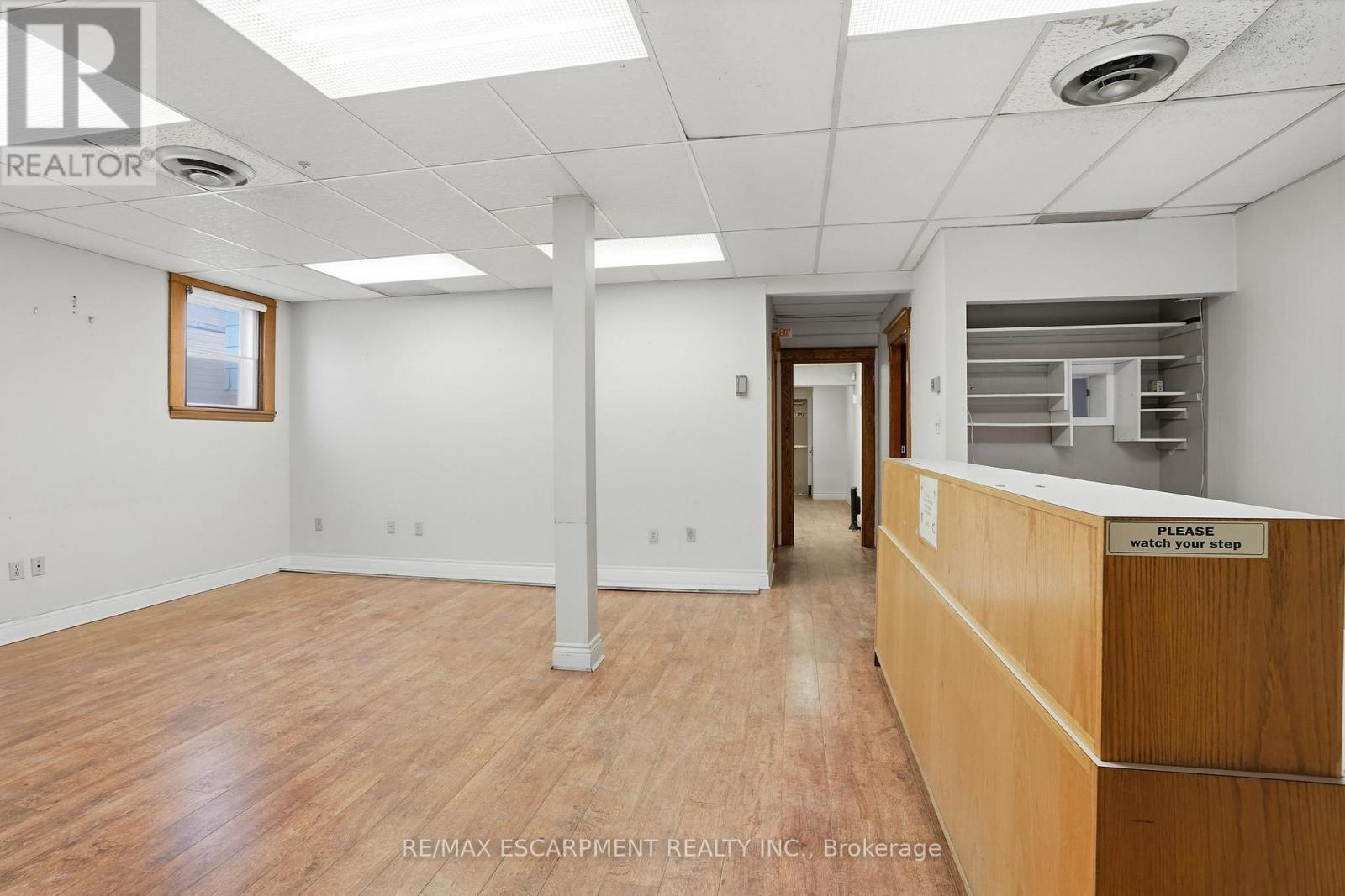 826 Main Street E, Hamilton, Ontario L8M 1L6 - Photo 4 - X13144102