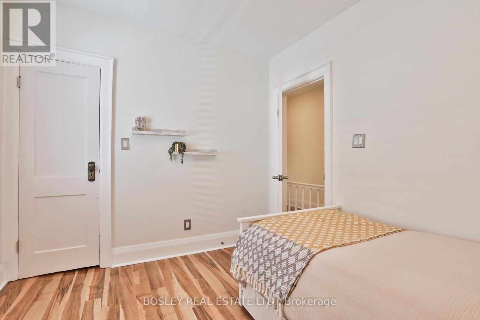 636 Glebeholme Boulevard, Toronto, Ontario  M4C 1V6 - Photo 26 - E13143960