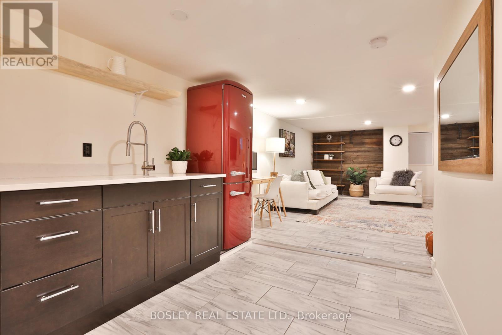 636 Glebeholme Boulevard, Toronto, Ontario  M4C 1V6 - Photo 33 - E13143960
