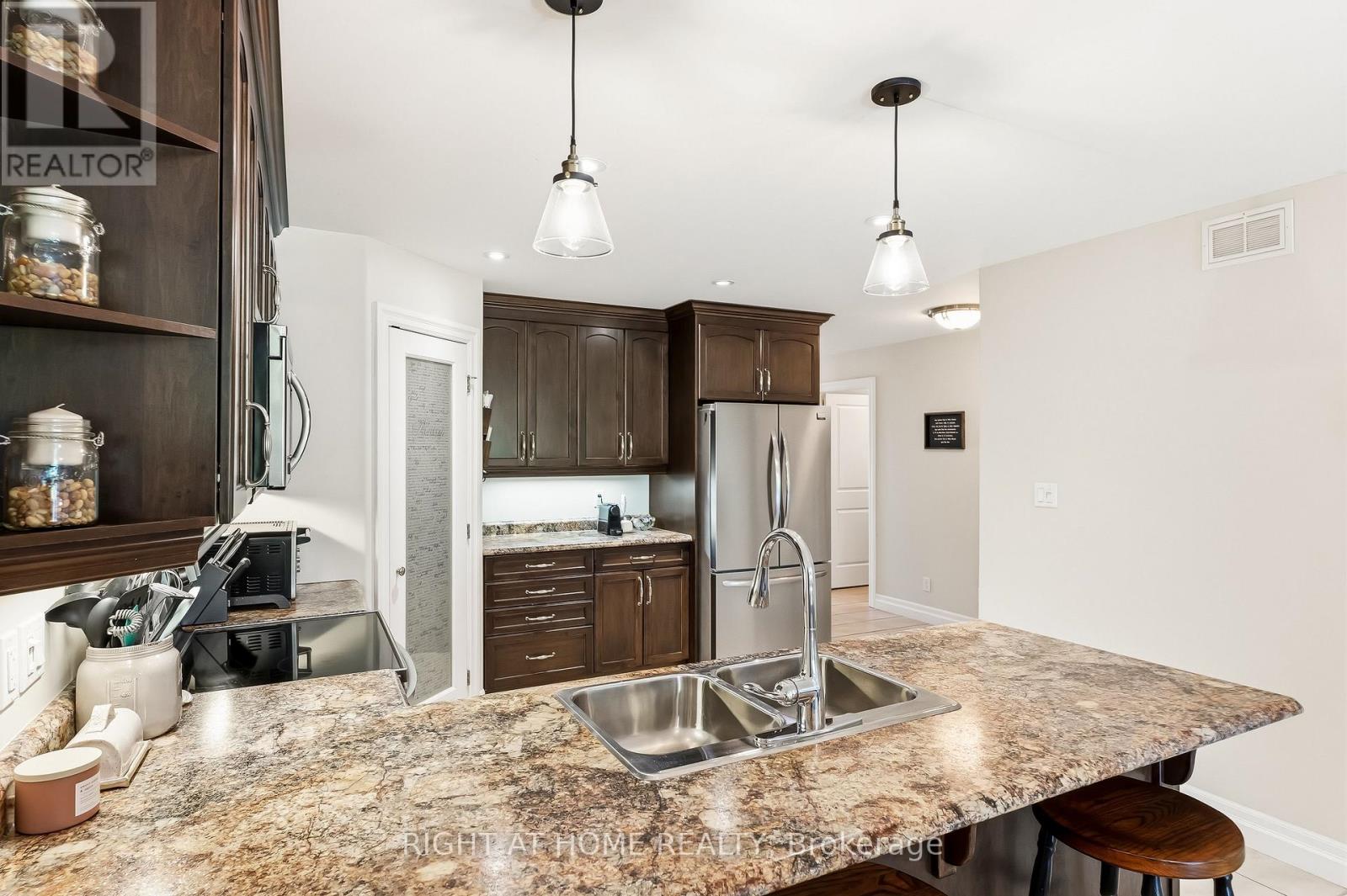 61 Aspen Drive, Quinte West, Ontario  K8V 0E2 - Photo 8 - X13144256