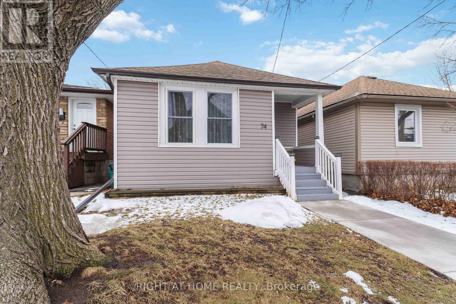 74 Province Street N, Hamilton, Ontario  L8H 4H6 - Photo 3 - X13144366