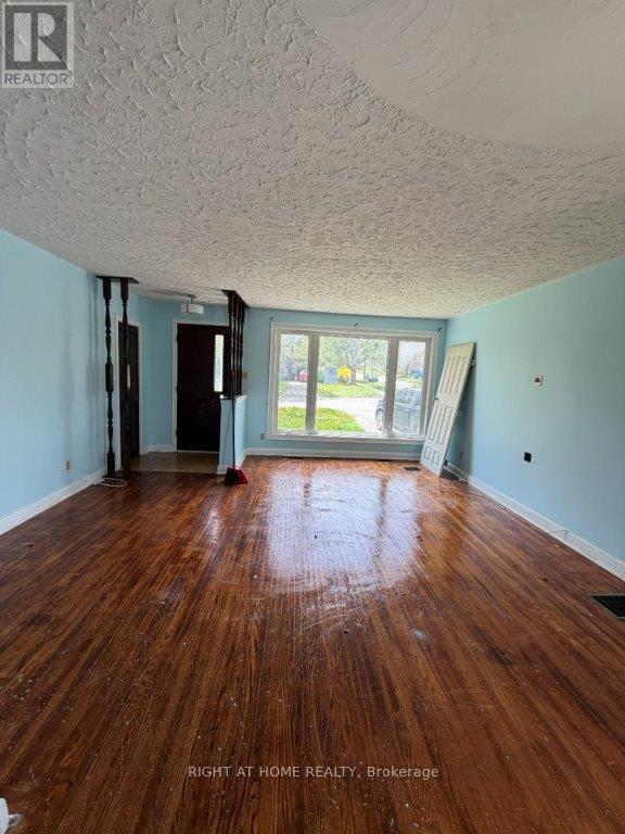 834 Downie Street, Peterborough, Ontario K9H 4L3 - Photo 4 - X13144380