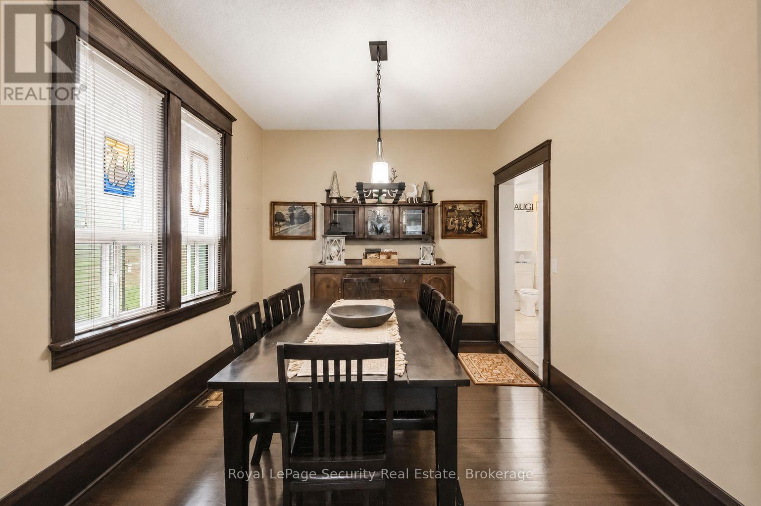 27 Holley Avenue, Toronto, Ontario  M9N 2C4 - Photo 9 - W13142928
